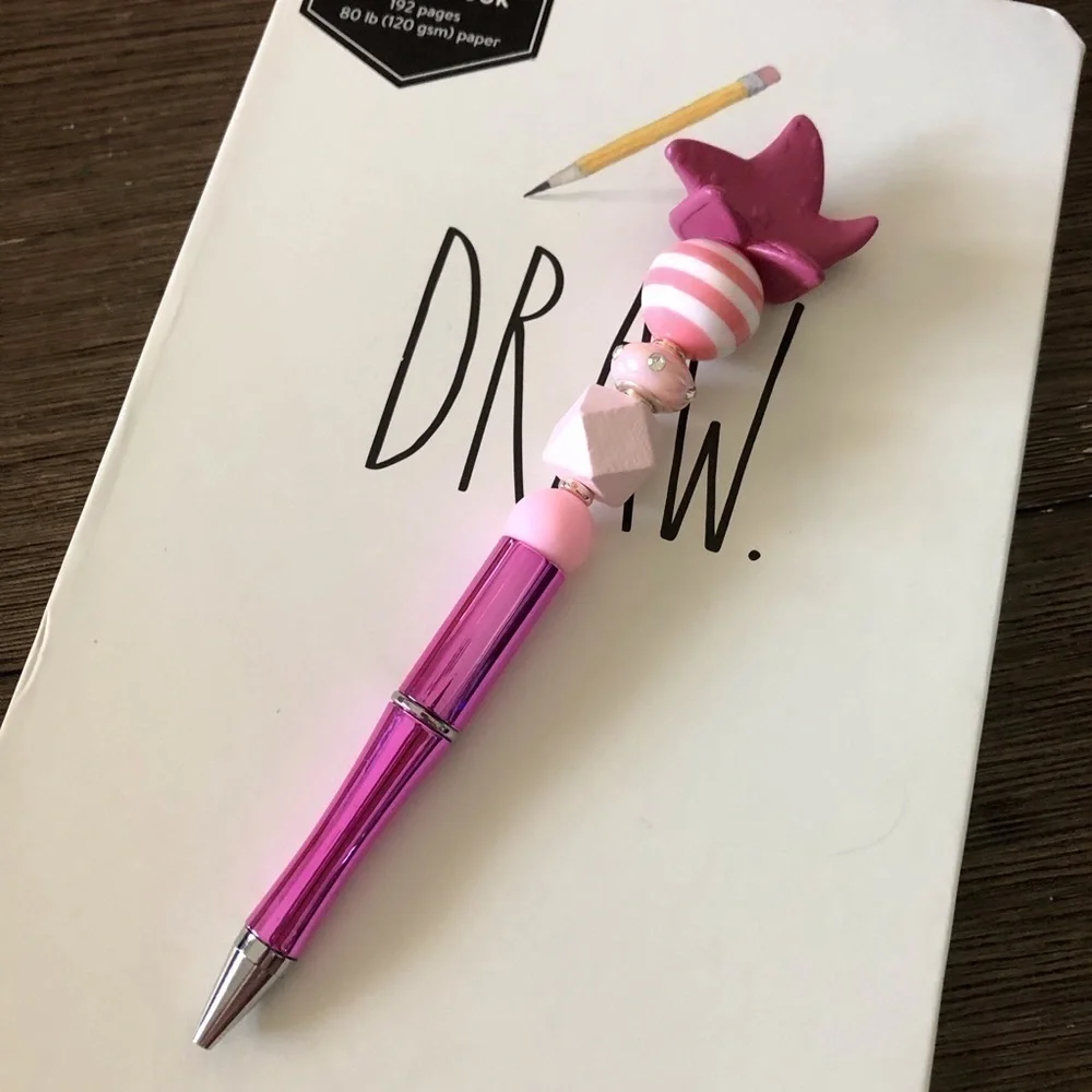 Disney Doorables: Finding Nemo: Peach handmade beaded pen